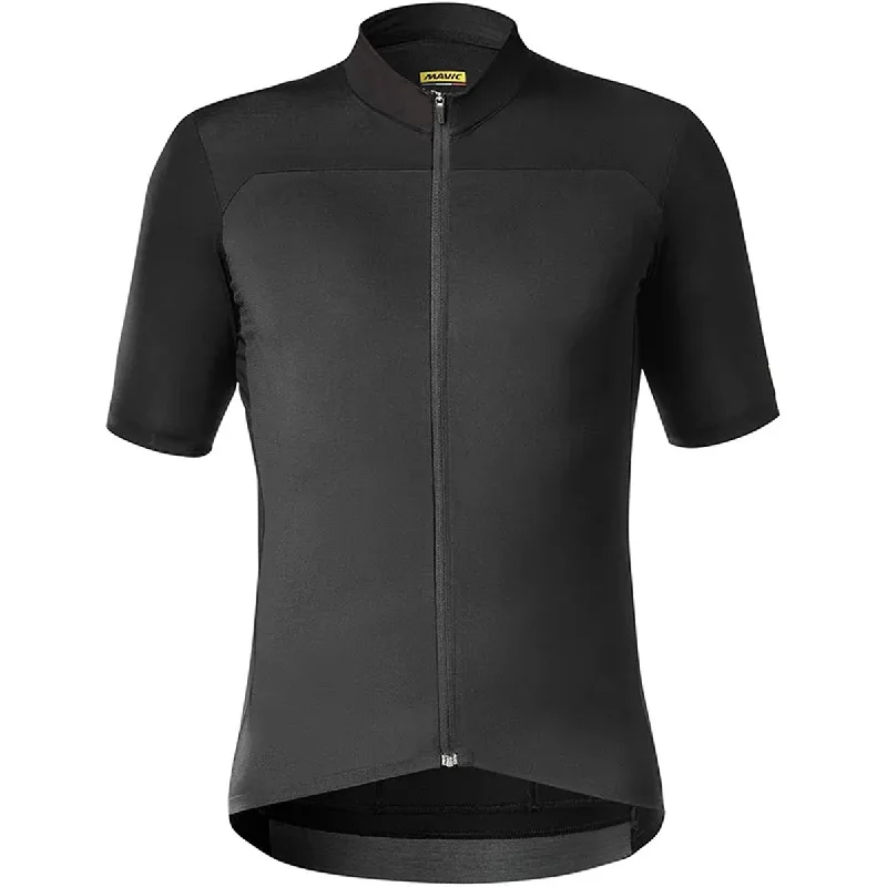 Bicycle riding clothing with wallet slots-Maglia Mavic Essential - Nero