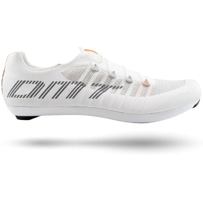 Bicycle riding clothing for cold weather-Scarpe DMT Pogi's 2025 - Bianco