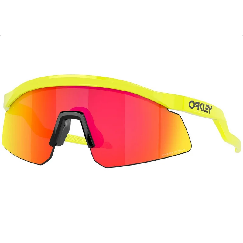 Bicycle riding clothing for sunny days-Occhiali Oakley Hydra - Tennis Ball Yellow Prizm Ruby