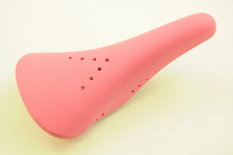 OLD SCHOOL BMX 80’s TYPE MX SADDLE PINK SEAT SUIT BURNER SOUGHT COLOUR NOS