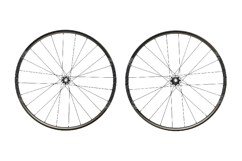 Industry Nine UL 250 Carbon Tubeless 700c Wheelset